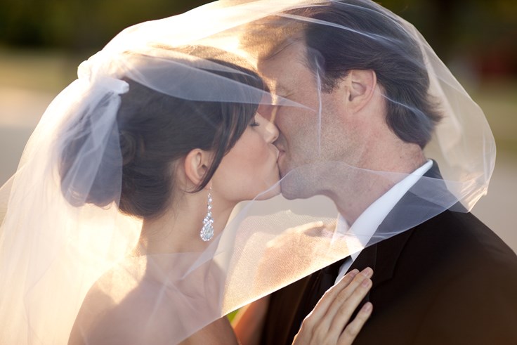 Interesting Wedding Kiss Fact