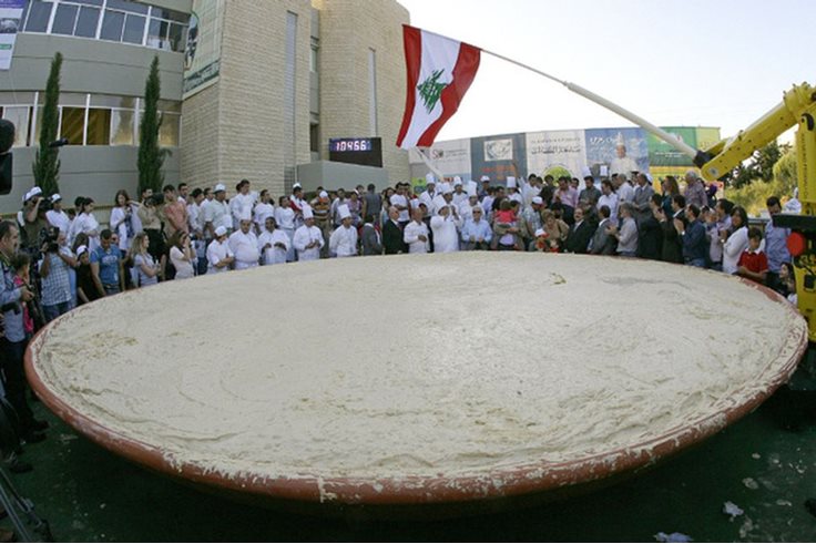largest bowl of hummus world record